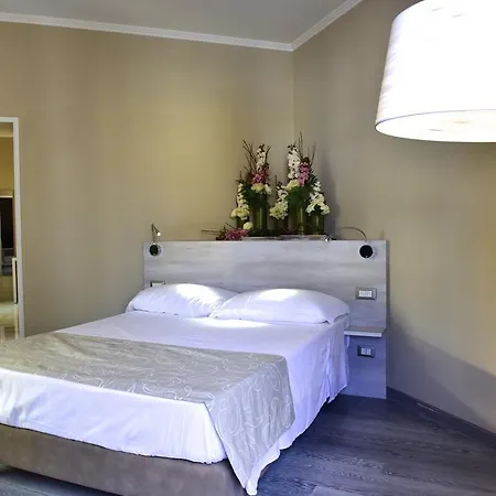 Sylva Suites 3* سانريمو
