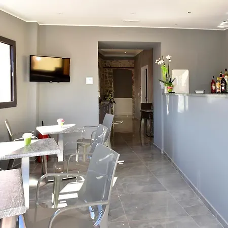 Sylva Suites 3*